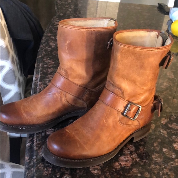 Frye Shoes - Frye Boots